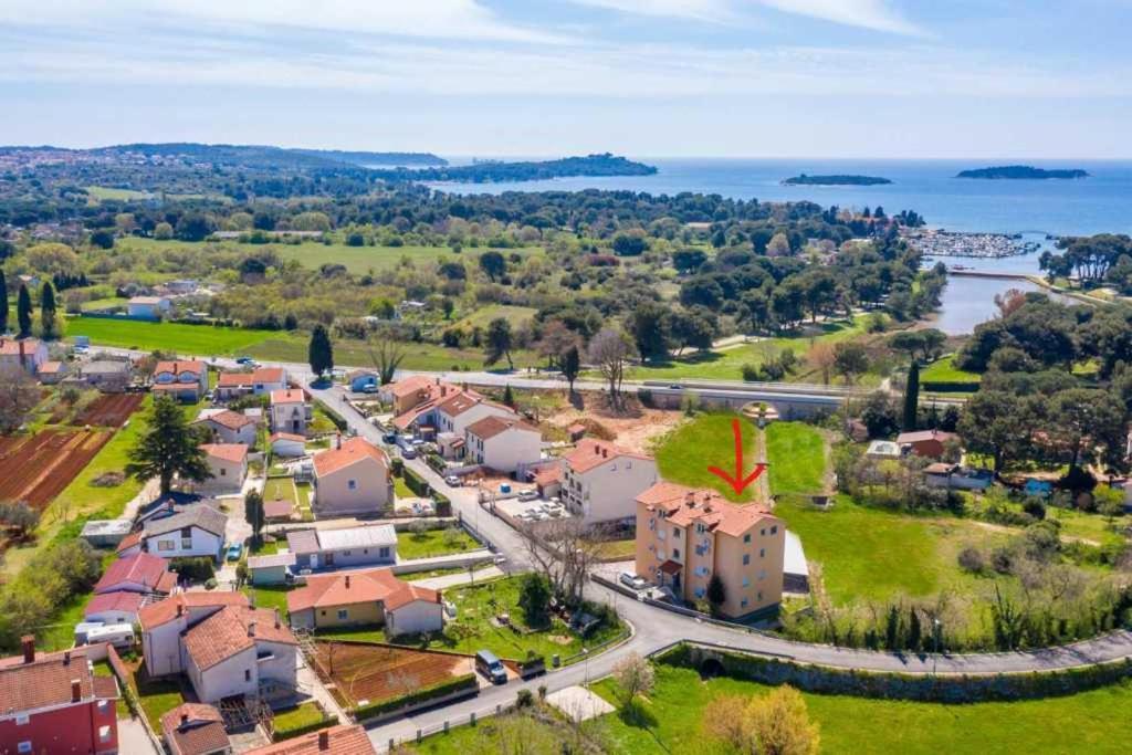 Apartment Noel Fažana Екстериор снимка